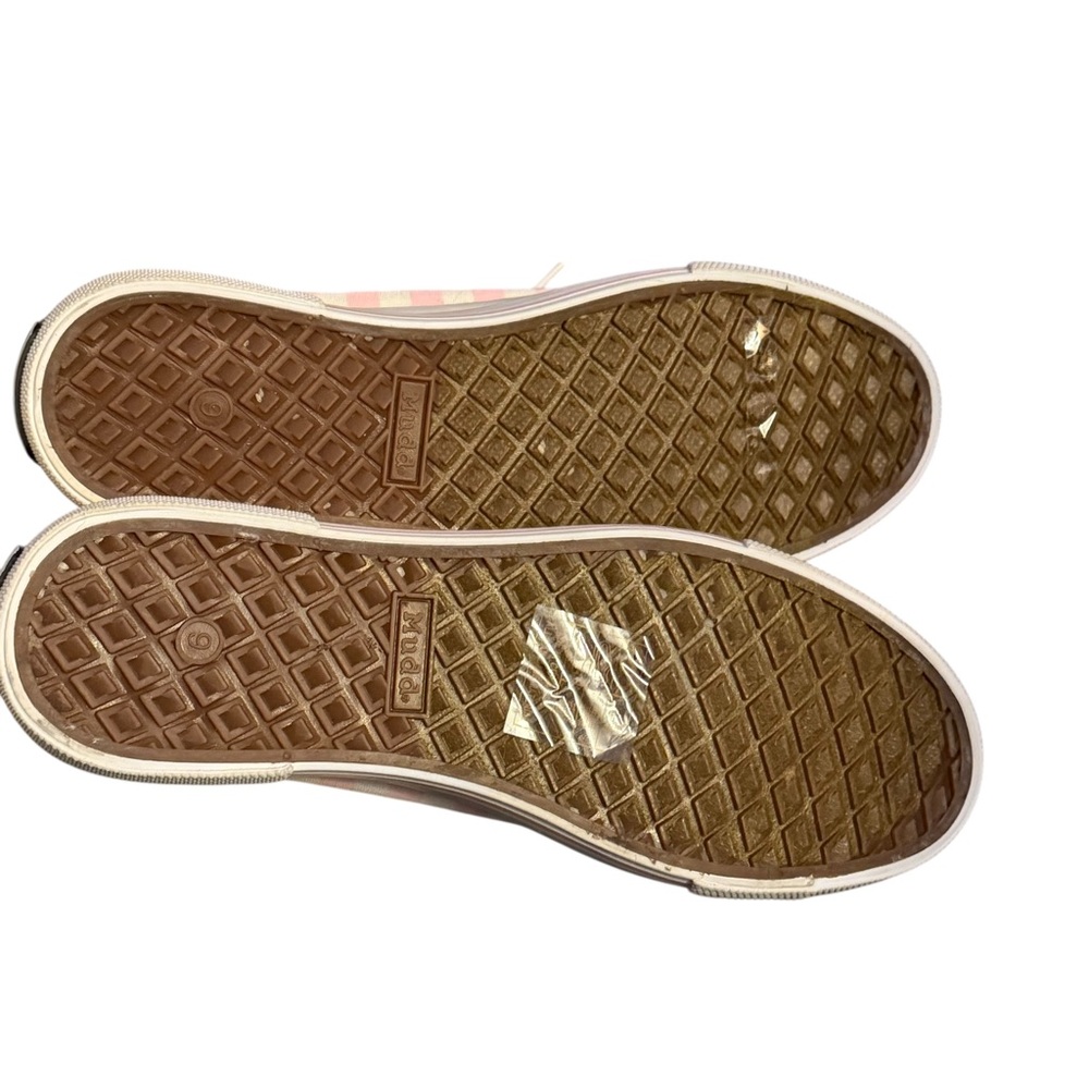 Mudd Poppy pink and white checkered canvas sneakers - Picture 5 of 7